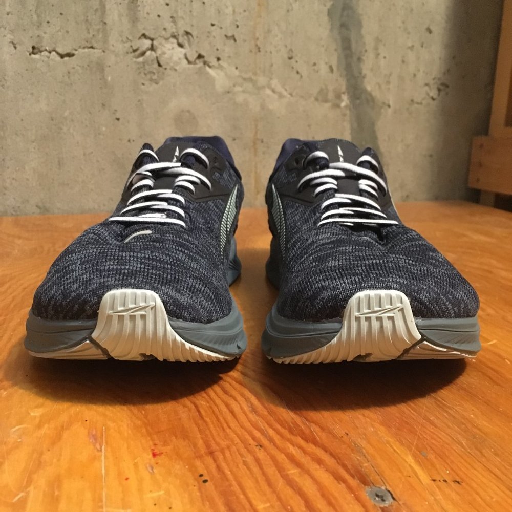 ALTRA TORIN 5 LUXE Womens Running Shoes Size 8 NAVY NO BOX EXCELLENT CONDITION